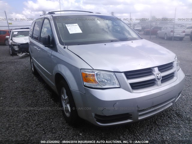 2D4RN3D18AR489643 - 2010 DODGE GRAND CARAVAN HERO SILVER photo 6