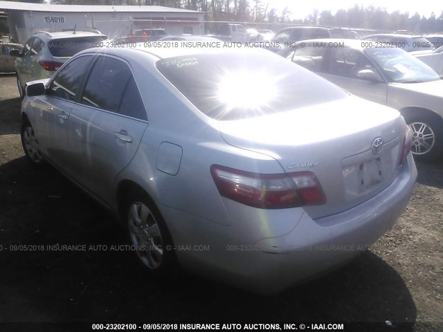4T1BE46KX7U155129 - 2007 TOYOTA CAMRY NEW GENERAT CE/LE/XLE/SE SILVER photo 3