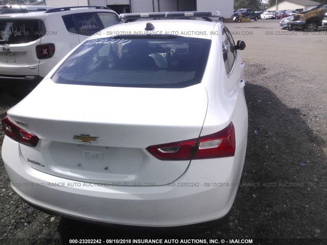 1G1ZB5ST1JF101898 - 2018 CHEVROLET MALIBU LS თეთრი ფოტო 4