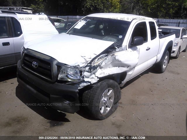 5TEUX42N58Z582587 - 2008 TOYOTA TACOMA ACCESS CAB Weiß Foto 2