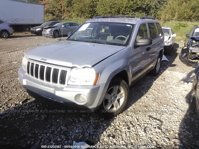 1J4GR48KX6C320641 - 2006 JEEP GRAND CHEROKEE LAREDO/COLUMBIA/FREEDOM 银色 照片 2