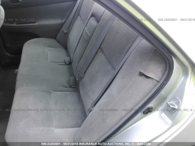 JTDBE32K620047305 - 2002 TOYOTA CAMRY LE/XLE/SE SILVER photo 8