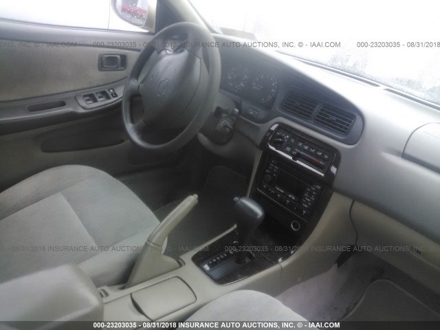 1N4DL01DXWC221144 - 1998 NISSAN ALTIMA GOLD photo 5