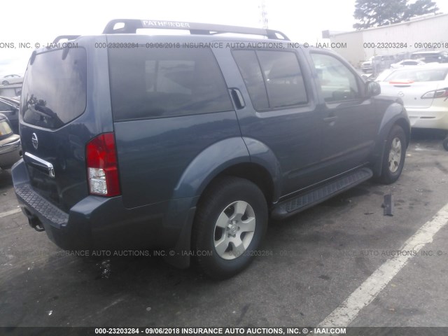 5N1AR18UX5C718258 - 2005 NISSAN PATHFINDER LE/SE/XE GRAY photo 4