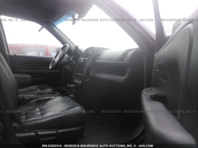 JHLRD78965C050000 - 2005 HONDA CR-V SE/EX BLACK photo 5