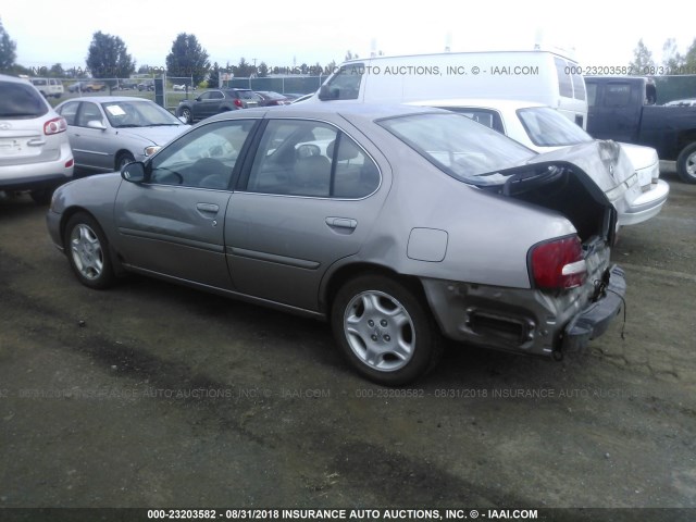 1N4DL01A11C197654 - 2001 NISSAN ALTIMA GXE/GLE/SE GRAY photo 3