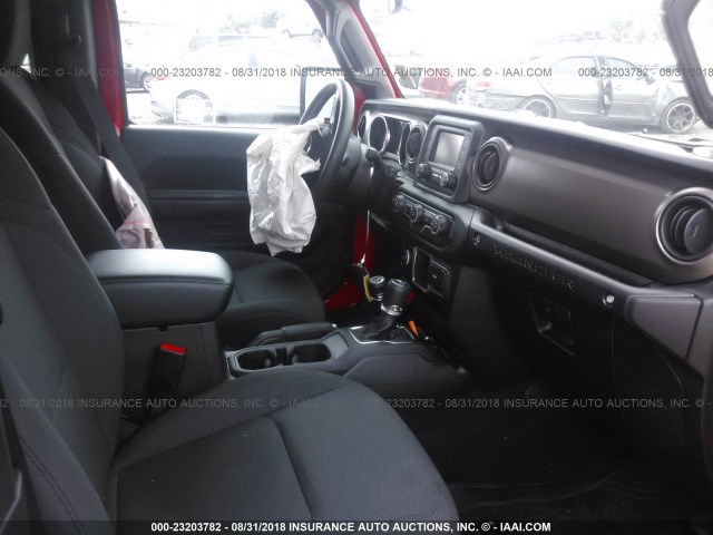 1C4GJXAG7JW160729 - 2018 JEEP WRANGLER SPORT 红色 照片 5