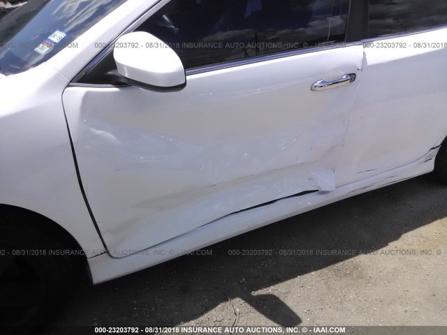 4T1BF1FKXEU405543 - 2014 TOYOTA CAMRY L/SE/LE/XLE Ağ foto 6