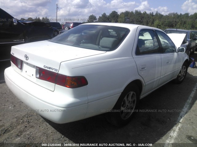 4T1BG22K4YU925816 - 2000 TOYOTA CAMRY CE/LE/XLE 白色 照片 4