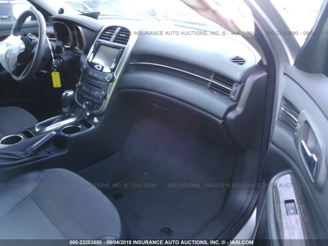 1G11C5SL7FF111403 - 2015 CHEVROLET MALIBU 1LT ვერცხლისფერი ფოტო 5