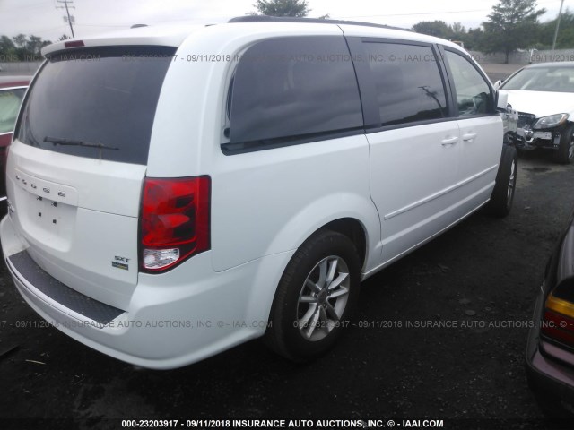 2C4RDGCG1FR621985 - 2015 DODGE GRAND CARAVAN SXT WHITE photo 4