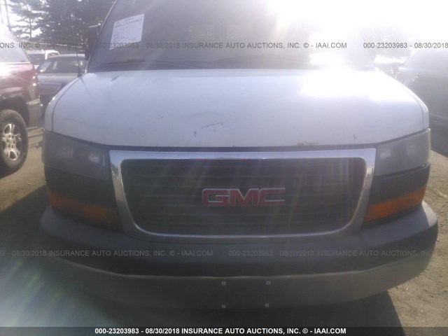 1GDGG29K891131299 - 2009 GMC SAVANA RV G2500 WHITE photo 6