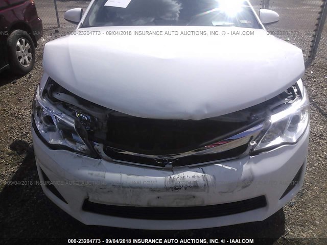 4T1BF1FKXCU167691 - 2012 TOYOTA CAMRY SE/LE/XLE 白色 照片 6
