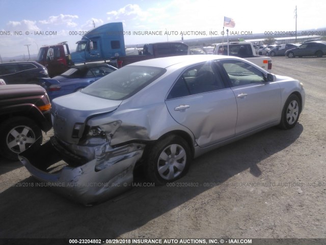 JTNBE46K773054930 - 2007 TOYOTA CAMRY NEW GENERAT CE/LE/XLE/SE SILVER photo 4