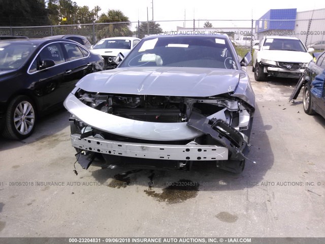 2C3CDXCT3JH233582 - 2018 DODGE CHARGER R/T GRAY photo 6
