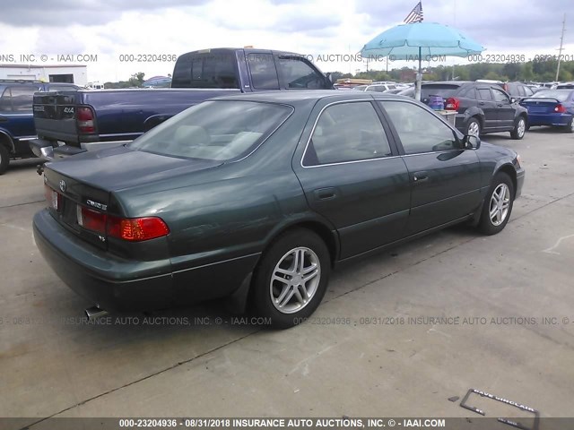 4T1BF22K0YU938811 - 2000 TOYOTA CAMRY LE/XLE GREEN photo 4