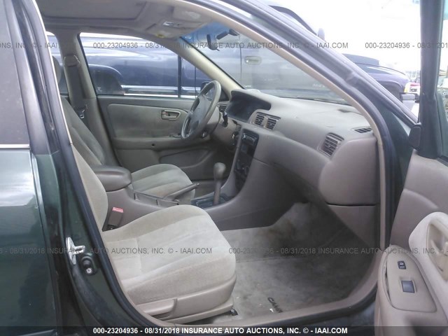 4T1BF22K0YU938811 - 2000 TOYOTA CAMRY LE/XLE GREEN photo 5