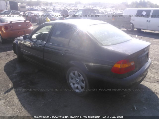 WBAAZ33404KP83063 - 2004 BMW 325 IS SULEV BLACK photo 3