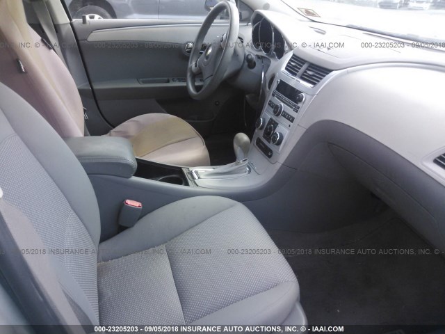 1G1ZH57B98F281348 - 2008 CHEVROLET MALIBU 1LT თაფლისფერი ფოტო 5