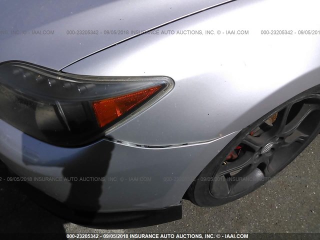 JTKDE167760119873 - 2006 TOYOTA SCION TC 银色 照片 6