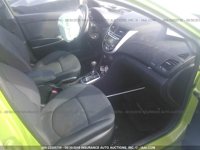 KMHCU5AE8DU074057 - 2013 HYUNDAI ACCENT GLS/SE GREEN photo 5