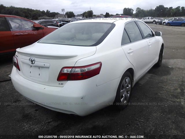 4T1BE46K57U551579 - 2007 TOYOTA CAMRY NEW GENERAT CE/LE/XLE/SE WHITE photo 4