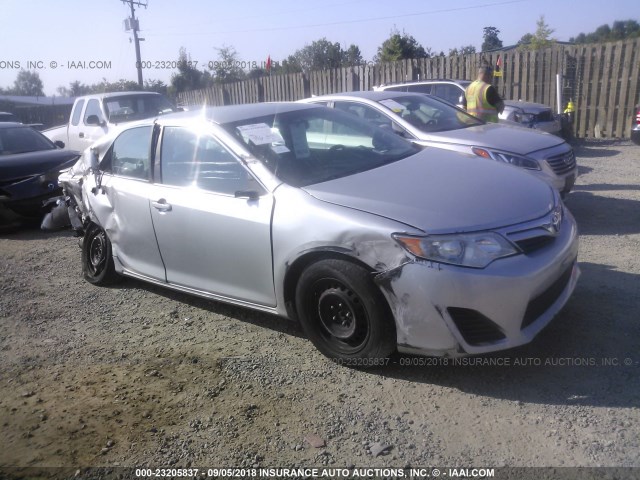 4T4BF1FK3DR283256 - 2013 TOYOTA CAMRY L/SE/LE/XLE SILVER photo 1
