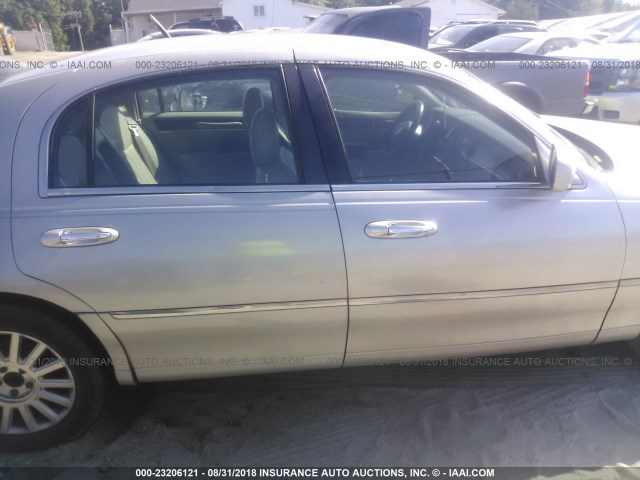 1LNHM81W73Y600752 - 2003 LINCOLN TOWN CAR EXECUTIVE SILVER photo 1
