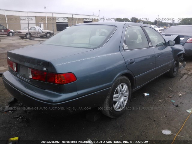 4T1BG22K5YU975883 - 2000 TOYOTA CAMRY CE/LE/XLE 海军蓝 照片 4