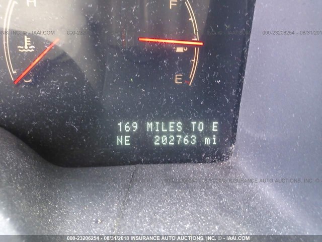 5LMFU28R04LJ08984 - 2004 LINCOLN NAVIGATOR Brun photo 7