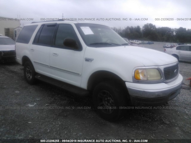 1FMPU16L21LB55946 - 2001 FORD EXPEDITION XLT WHITE photo 1
