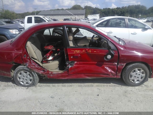 KNADC123716045115 - 2001 KIA RIO RED photo 6