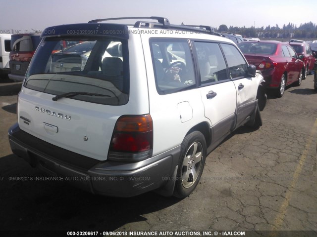 JF1SF6558WH711685 - 1998 SUBARU FORESTER S 白色 照片 4
