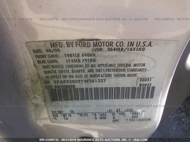 1FAFP3839YW361327 - 2000 FORD FOCUS ZTS SILVER photo 9