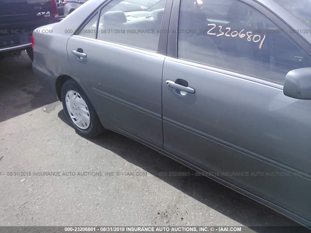 JTDBE32K320058536 - 2002 TOYOTA CAMRY LE/XLE/SE GREEN photo 6