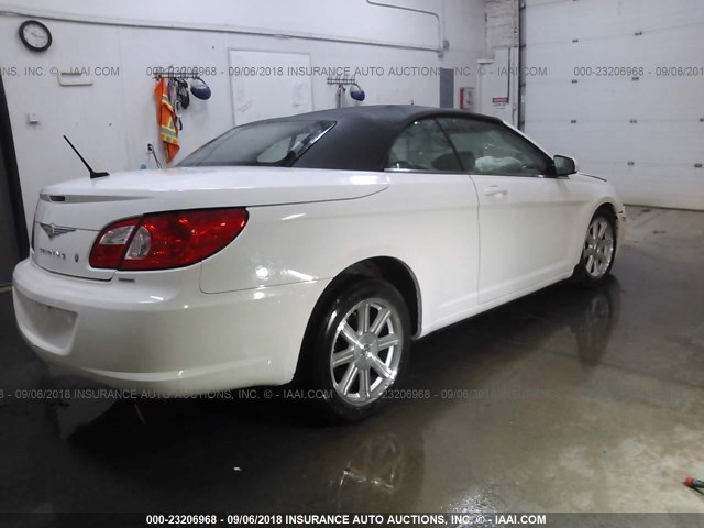 1C3LC55R58N133557 - 2008 CHRYSLER SEBRING TOURING WHITE photo 4