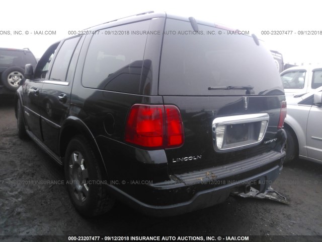 5LMFU28576LJ25104 - 2006 LINCOLN NAVIGATOR Schwarz Foto 3