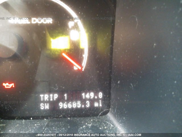 5LMFU28576LJ25104 - 2006 LINCOLN NAVIGATOR Schwarz Foto 7