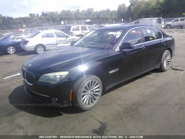 WBAKA4C56BC392114 - 2011 BMW 740 I BLACK photo 2