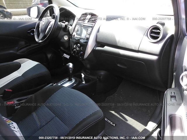 3N1CE2CP6HL377551 - 2017 NISSAN VERSA NOTE S/S PLUS/SV/SL/SR GRAY photo 5