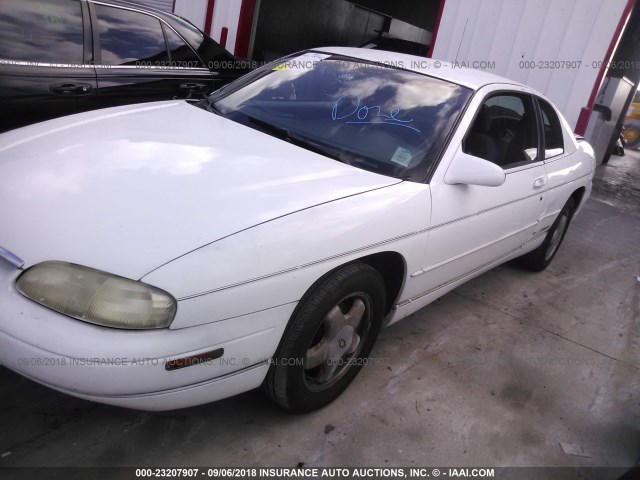 2G1WW12M5V9210663 - 1997 CHEVROLET MONTE CARLO LS თეთრი ფოტო 2