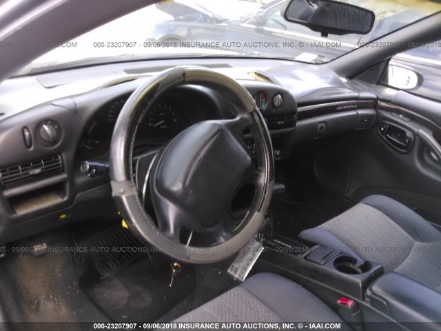 2G1WW12M5V9210663 - 1997 CHEVROLET MONTE CARLO LS თეთრი ფოტო 5