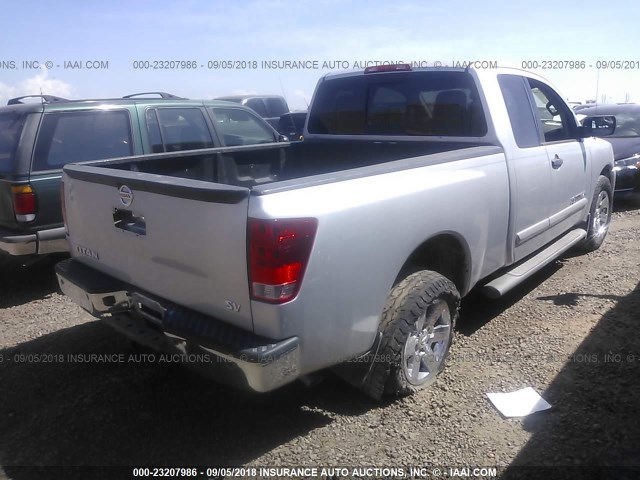 1N6AA0CAXEN504455 - 2014 NISSAN TITAN S/SV/PRO-4X SILVER photo 4