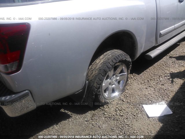 1N6AA0CAXEN504455 - 2014 NISSAN TITAN S/SV/PRO-4X SILVER photo 6