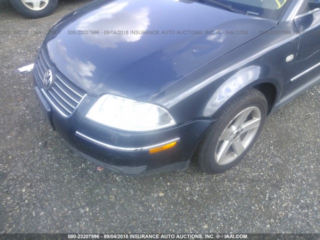 WVWWH63B24E181209 - 2004 VOLKSWAGEN PASSAT GLX BLUE photo 6