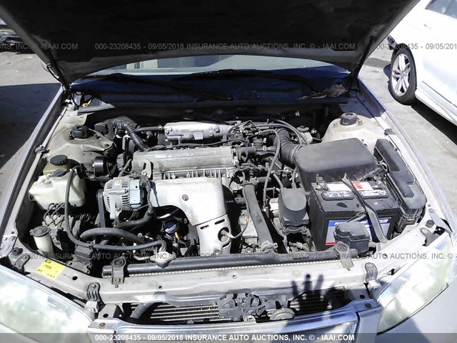 4T1BG22K21U794603 - 2001 TOYOTA CAMRY CE/LE/XLE 金色 照片 10