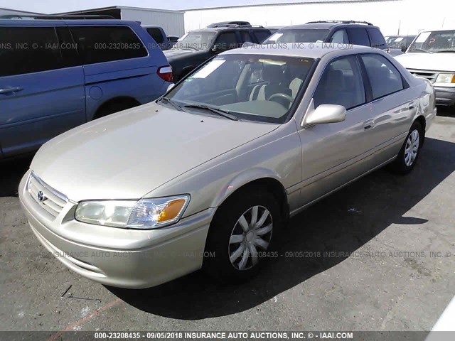 4T1BG22K21U794603 - 2001 TOYOTA CAMRY CE/LE/XLE 金色 照片 2