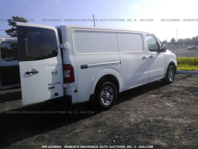 1N6BF0KY5GN806372 - 2016 NISSAN NV 1500 S/SV/2500 S/SV/SL WHITE photo 4