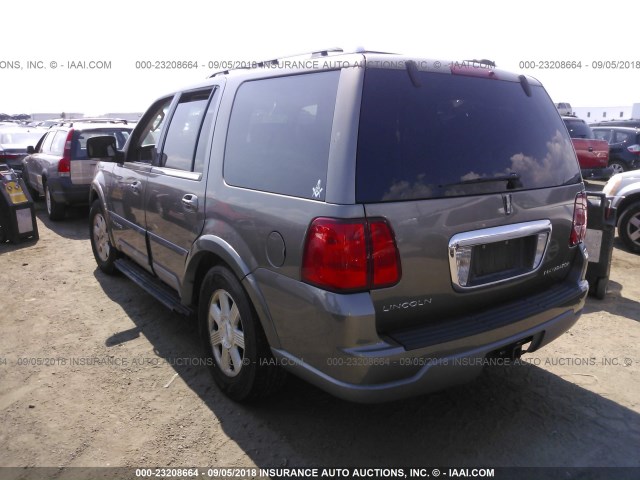 5LMFU28R13LJ09964 - 2003 LINCOLN NAVIGATOR Braun Foto 3