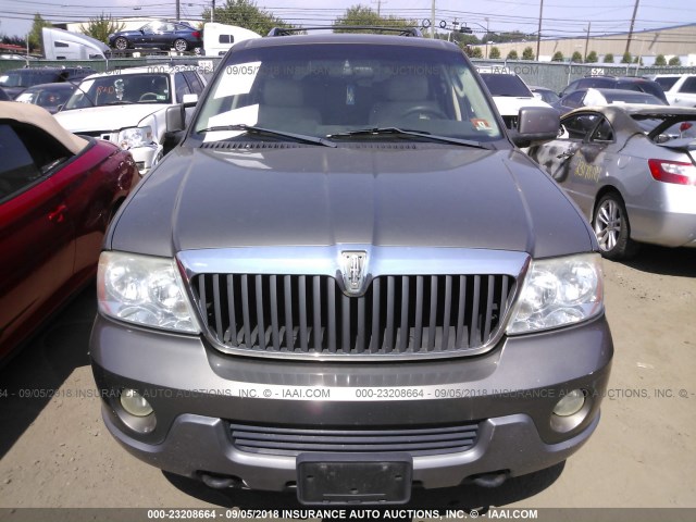 5LMFU28R13LJ09964 - 2003 LINCOLN NAVIGATOR Braun Foto 6
